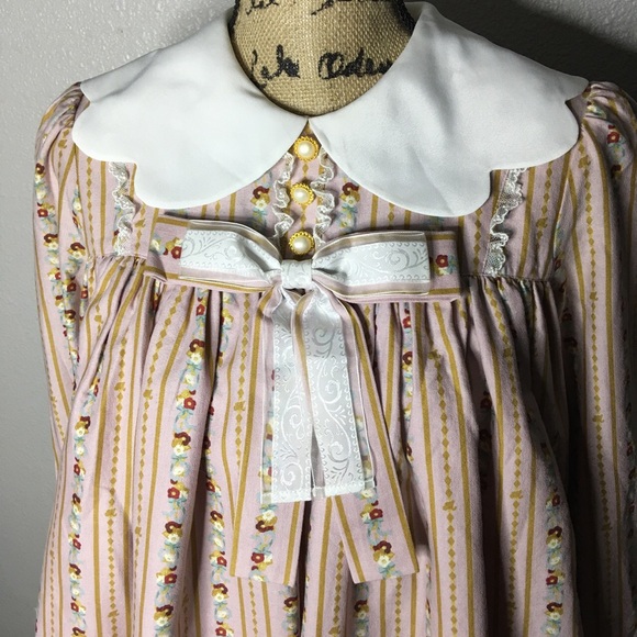 Metamorphose Wonder Carousel Angel Collar A LineOP - Picture 4 of 8